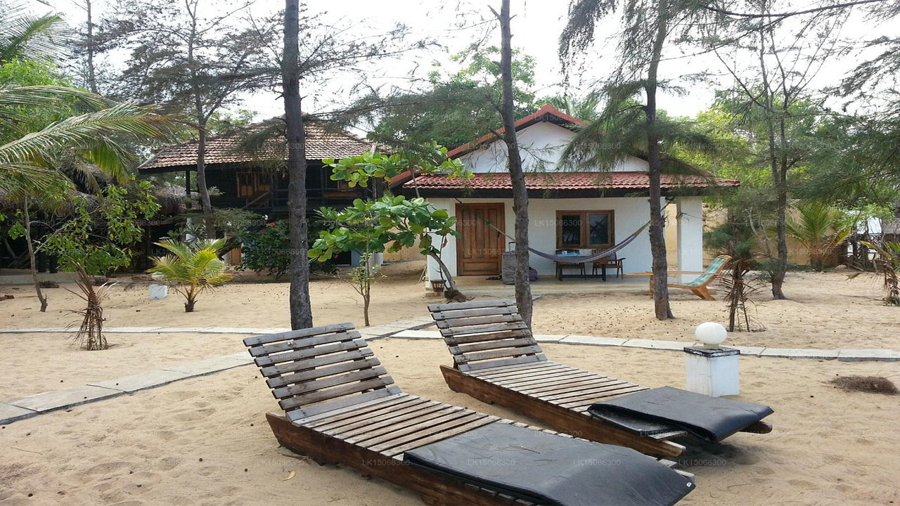 Galaxy Lounge, Arugam Bay