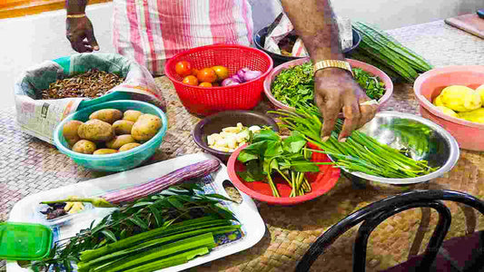ピンナワラからのスパイス ガーデン訪問と料理デモンストレーション